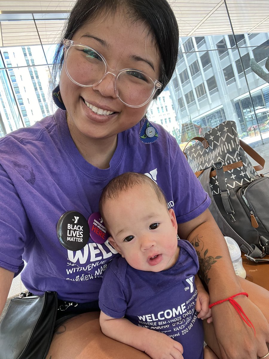 MsTrangTruong's tweet photo. When we are at our best, we are Welcomers! 

Thanks @welcomeus for bringing #beawelcomer to Chicago on #WorldRefugeeDay Love seeing all the messages of welcome &amp; seeing our friends from @npnewamericans &amp; Rock River YMCA. Sunisa is also ready to Welcome! #RefugeesWelcome #YforAll https://t.co/OqaM1JXYQH