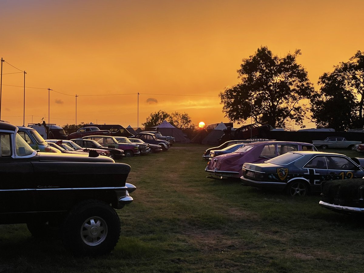 Aaaahhhhhhhh it is GOOD to be back! See y’all soon! #buildbackbetter #Glastonbury2022 #Glastonbury