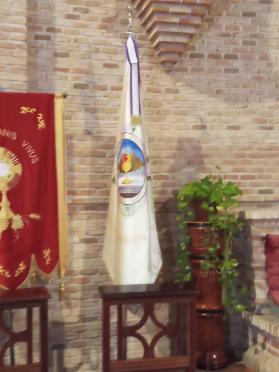 de_uner's tweet photo. #CorpusChristi2022 de #Parroquia #SantaTeresa #Toledo #ArchiToledo #MaríasDeLosSagrarios y #DiscípulosDeSanJuan #UNER @sanmanuelg @eucaristizando_ @eucaristicas @riedigital @granitodigital @vallecamino @architoledo https://t.co/HQQcrasXKn