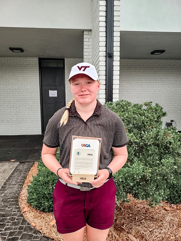 HokiesWGolf's tweet image. 𝙌𝙪𝙖𝙡𝙞𝙛𝙞𝙚𝙙 🦃🏆

Incoming freshman Morgan Ketchum fired a 69 (-3) today at Forest Oaks CC to qualify for the U.S. Girls’ Junior next month!