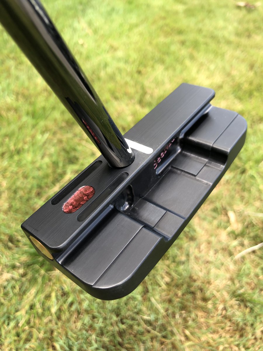GarsenGolf's tweet image. 🚨 Last Chance! We have teamed with  @SeeMorePutters to giveaway a Mini Giant Deep Flange putter with choice of Garsen grip! 
 
To enter:
 
1. Retweet
2. Follow
3. Tell us your favorite US Open moment
 
Winner selected 6/20 at 11:59pm CST.
 
*Contest open to U.S. residents only*