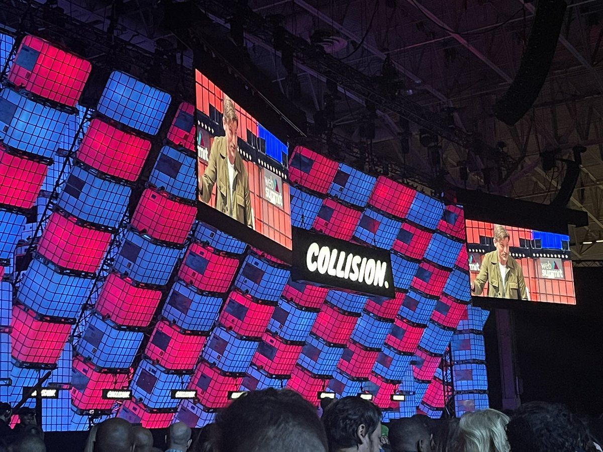 AftabPashaw's tweet photo. @CollisionHQ the largest tech event in North America is just about to get started in Toronto and @onmen_ca is showcased on the startup opening night @HiraSidd85 https://t.co/LSeZLjPeJ4