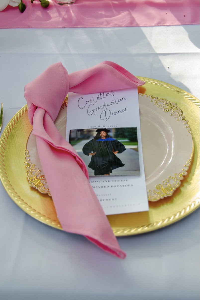 LegalBestie's tweet photo. And my graduation dinner was great! All of family &amp; friends showed up &amp; out for me 💕🥂. Definitely the best day of my life to date! https://t.co/26BWTl6I9w