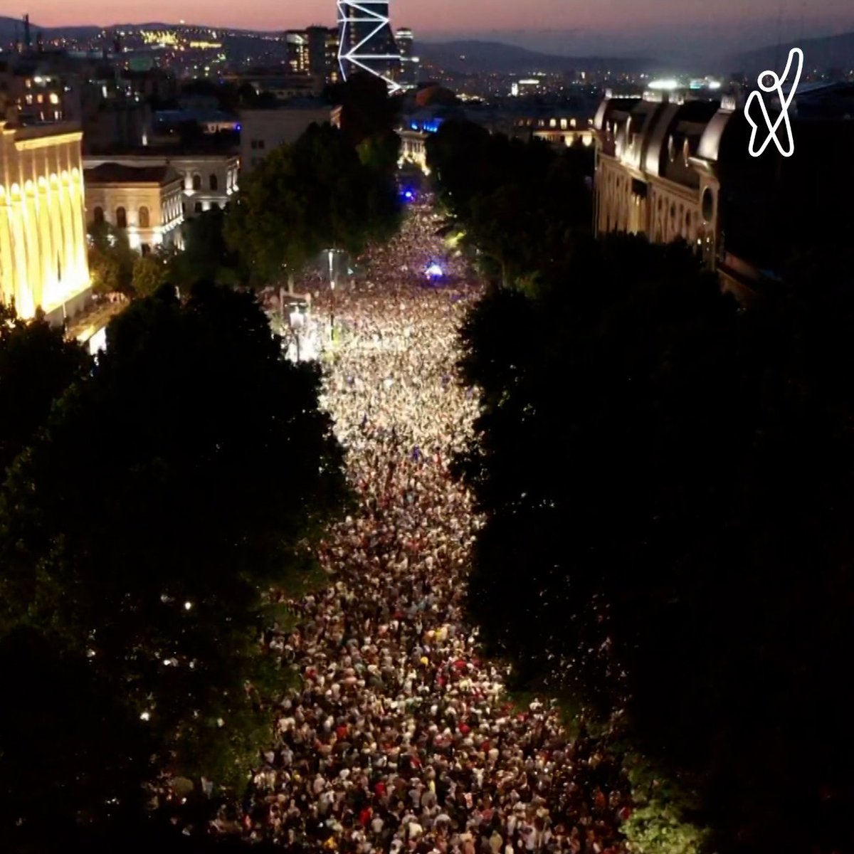 FormulaGe's tweet photo. Tbilisi, Rustaveli Avenue tonight as unprecedented crowds gathered in protest of the Georgian Dream’s confrontational stands towards the #EU https://t.co/4LmAJX41f8