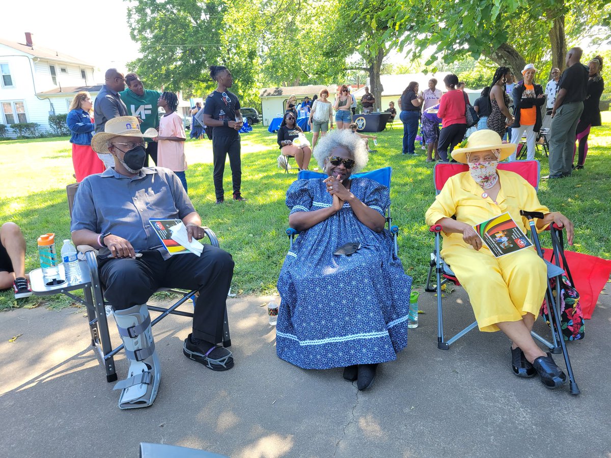 IvaniaCastill17's tweet photo. SOMOS,CASA,CASA IN ACTION, #SISEPUEDE  Celebrando este día de Libertad #Freedom_Day 2nd ANNUAL #juneteenth2022 PARADA #Dumfries,#VA Cuando toda una Comunidad lucha unidad es cuando hay un cambio en la leyes en las políticas de esta Gran Nación. https://t.co/4yIupUUW1F