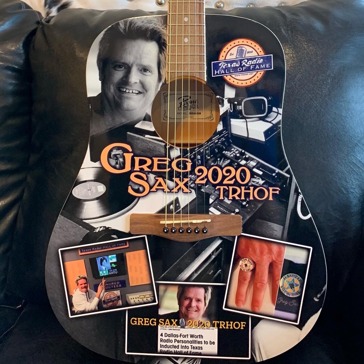 GregSax's tweet photo. ❤️ FATHER’S DAY KEEPS GETTIN’ BETTER‼️
🎸 My family presented me with one guitar for my birthday and one guitar for Father’s Day!
……………………..
#IWantToThankYou #FathersDay #LoveMyFamily #TobyKeith #BlessingsOverflow 🙏 https://t.co/Llcy3iMh7k