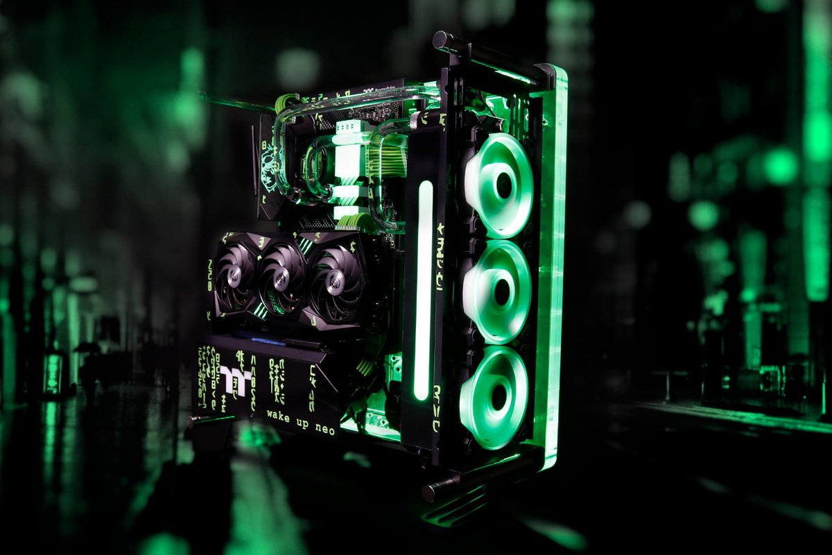 thermalatino's tweet photo. Estupendo DistroCase 350P hecho por ItalianExtreModders!
#ttbuild #thermaltake #modding #pcmr #YourModYourWay❤ #TTmod https://t.co/ztfg7PXDEp