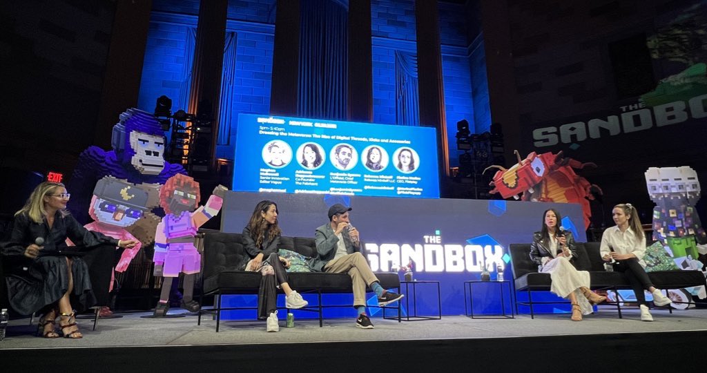 Fashion is about sharing within your community your values, adding a digital layer of socialization. Interoperability at scale is a must &amp; should be implemented by the <a href="/Roblox/">Roblox</a> &amp; <a href="/TheSandboxGame/">The Sandbox</a> of the world #TheSandoxNYC

<a href="/MerinoPierina/">Pierina Merino</a> <a href="/BenjaminEymere/">Benjamin Eymere</a> @maghanmcd <a href="/AdrianaHoppenb1/">Adriana Pereira 🔮</a>