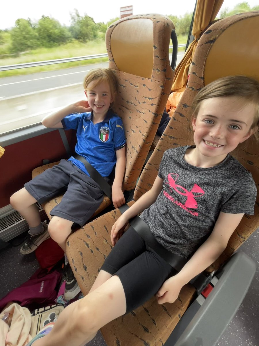 MsDDoyleBNS's tweet photo. School tour part 5 🚌 @AmandaHanrahan5 @BallaghkeeneNS https://t.co/9OjsUx3m9m