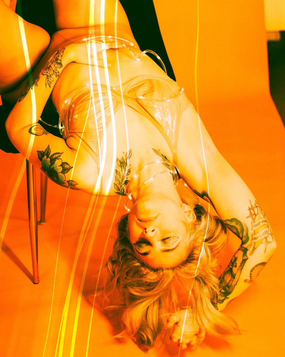 KlingDeidra's tweet photo. If you could turn it off, you wouldn’t.  

Model Mia 

#photography #fineartphotography  #deidrakling https://t.co/YCF1U1qkHB