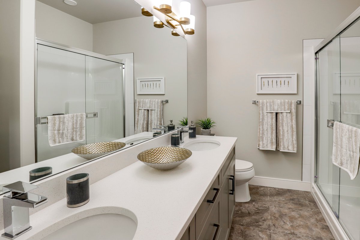 $2,500 Off this month of June 2022!
archway-home-remodeling.com/interiors/bath…
#bathroom #homeimprovement #chicagobath