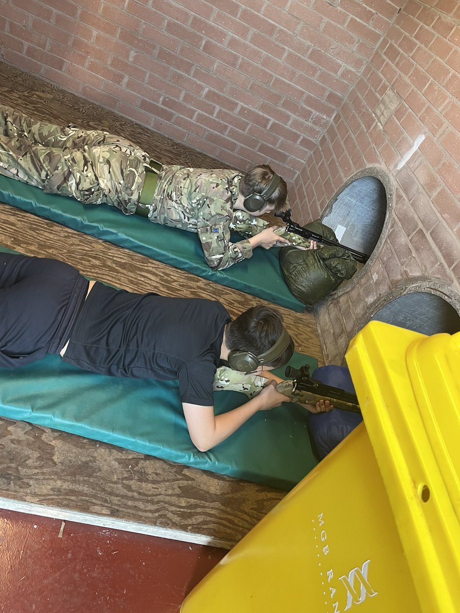 BramptonDetACF's tweet photo. Tonight’s Detachments activity Marksmanship Principles and a bit of Shooting. 

@ArmyCadetsUK @CumbriaACF @LANCS_REGT @NationalACSMI #shooting #action #adventure #friendship #bestshot #armycadetsuk https://t.co/GzL6gQDKhm