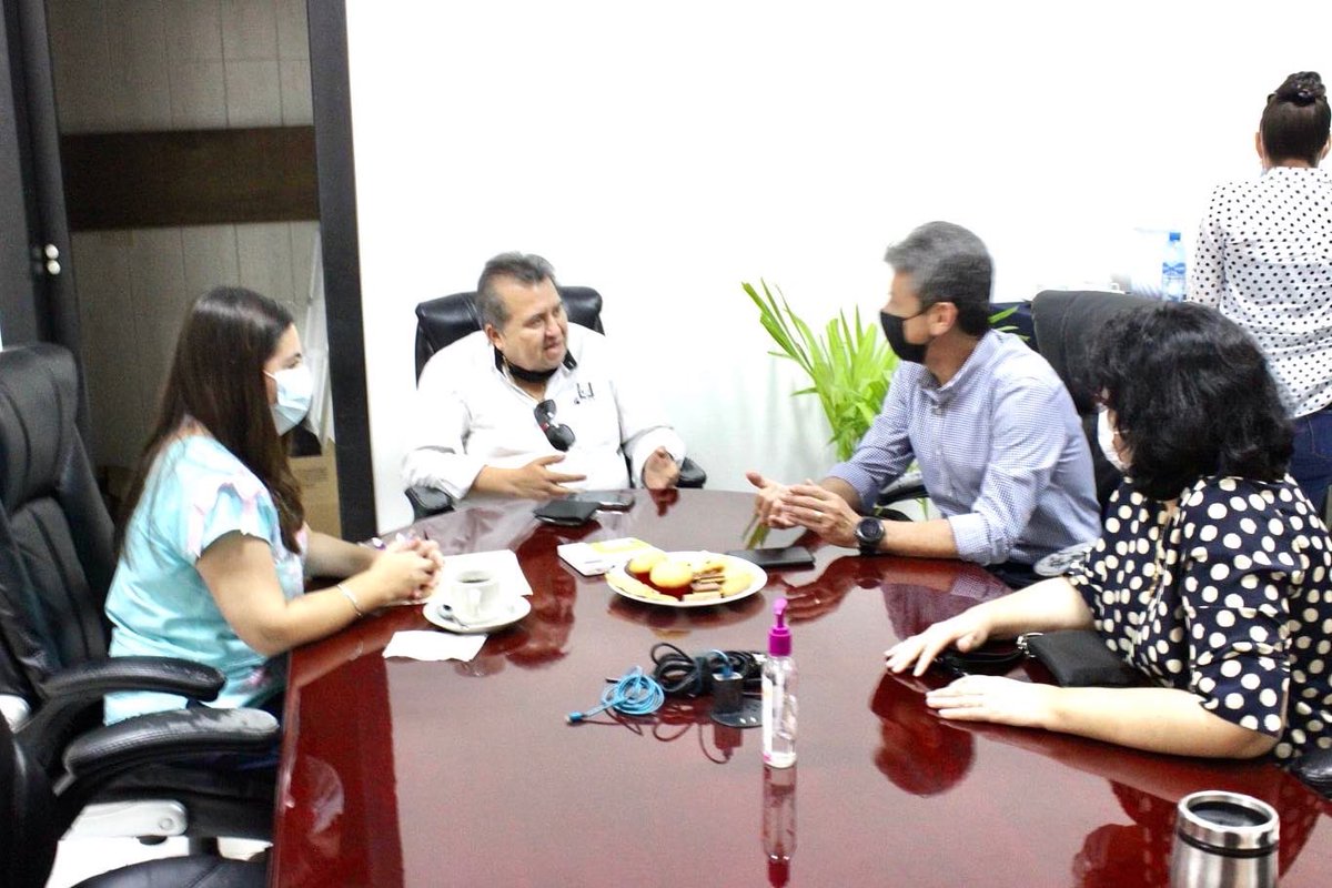 calinsaenz's tweet photo. Estamos generando las condiciones para que nuestras y nuestros atletas obtengan un título universitario a través de sus logros deportivos.

#UnidosPodemosTodo
#SomosIDEY https://t.co/sKLBY159UG