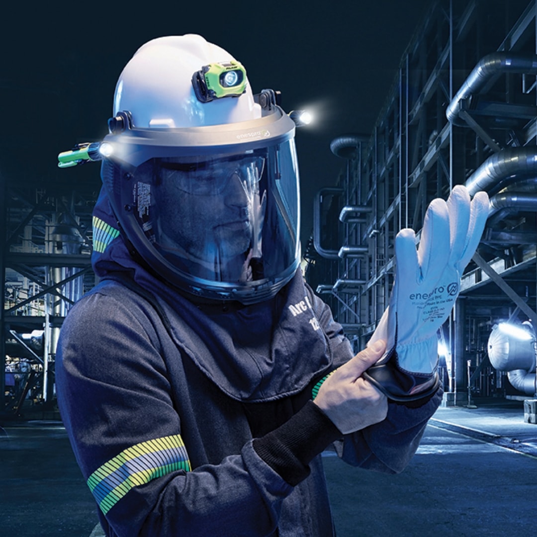 enesproppe's tweet photo. The tint of your protective shield can mean the difference between effective PPE and a dangerous accident. Find out more on why it's time to retire green arc flash shields:  #safety #ppe #electricalppe https://t.co/i8O84bQyp2 https://t.co/ln6DyrhqPm
