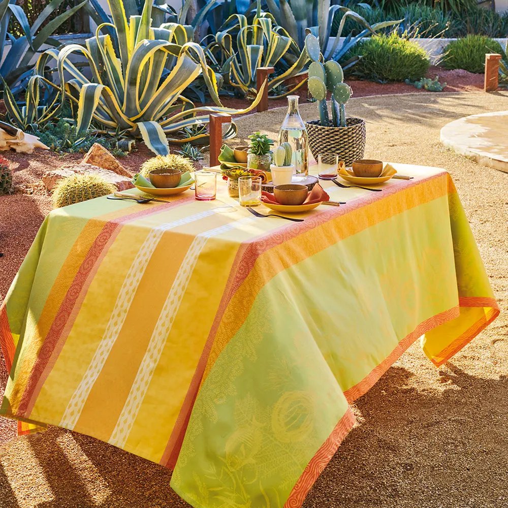 Didriks190's tweet image. Welcome Summer with @GTlinensUSA Mille Riviera Provence table linens! 

Shop now: l8r.it/Ougp
.
.
.
#garnierthiebaut #frenchlinens #acryliccoated #innovativefabric #madeinfrance #tablecloth #colorful #dinnerparty #gettogether