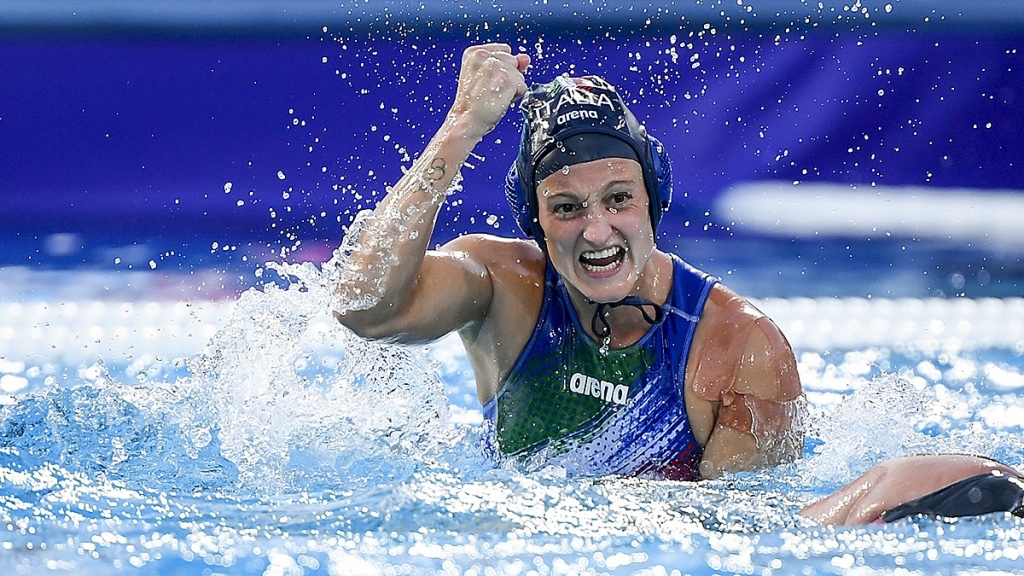 7rosaWP's tweet photo. #Budapest2022
#ItaliaCanada 7-7
Sempre avanti ma è mancata un po' di sana cattiveria in attacco. Bicchiere mezzo pieno o mezzo vuoto? Sarà la prossima gara con l'Ungheria a decifrare questo pareggio
🤽♀️ Reti: #Giustini 2, #Bianconi, #Marletta, #Queirolo, #Tabani e #Viacava
#7rosa https://t.co/Q6rQCs5vJk