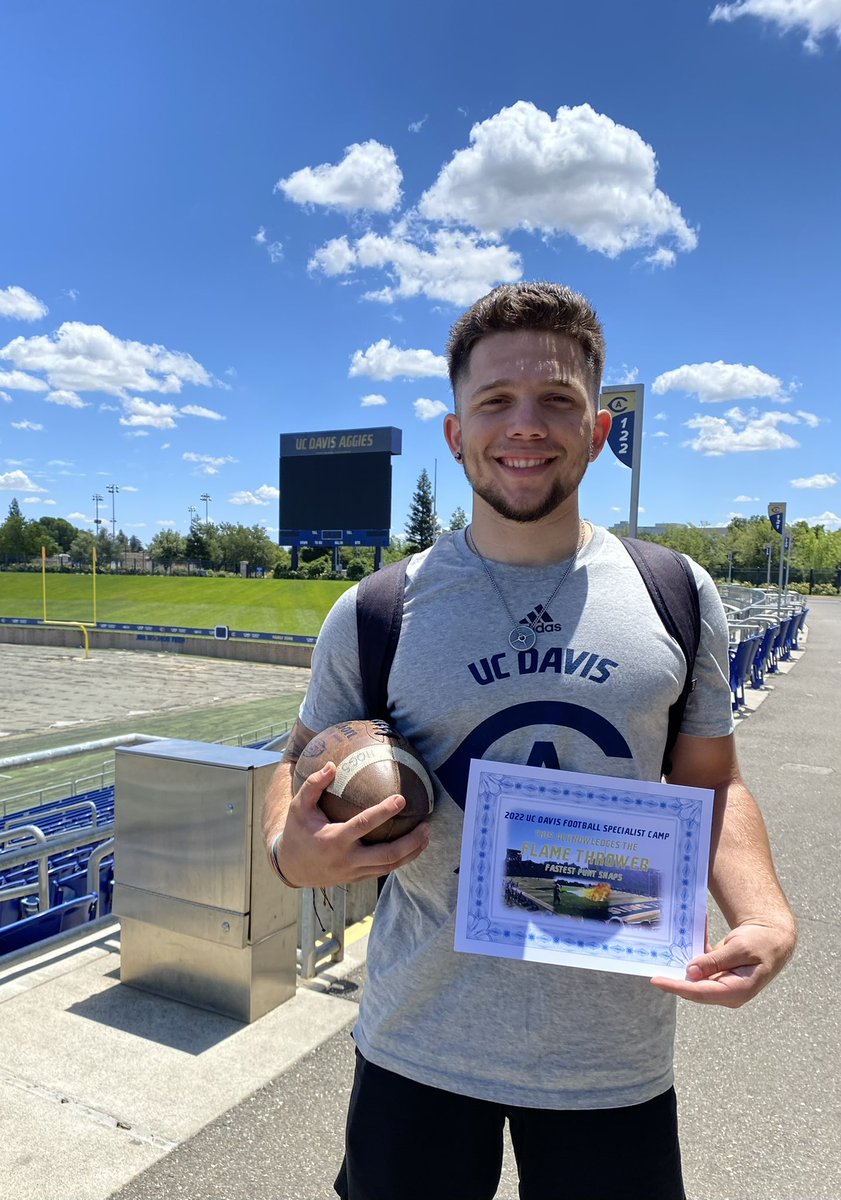 eyerman01's tweet image. Thank you to @UCDfootball and @TheCoachHicks5 for hosting an amazing camp this past Saturday. I was awarded “The Flamethrower” award for fastest snap time!

@ARCBeaverBall