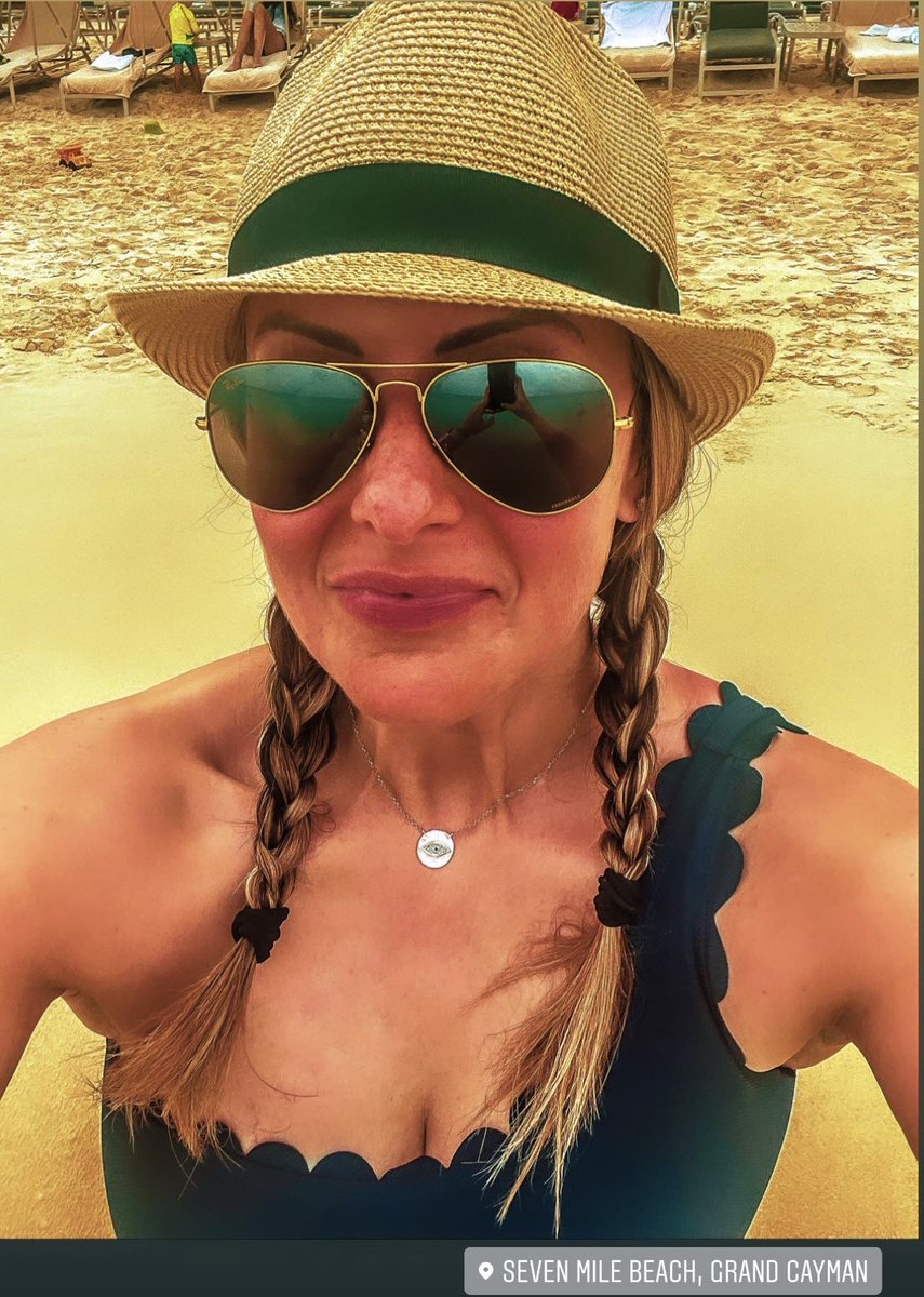 sixthinheels's tweet photo. Quick Judge’s Conference getaway. Really wish I didn’t have to come back to reality tomorrow. https://t.co/8wKKzfaMhF