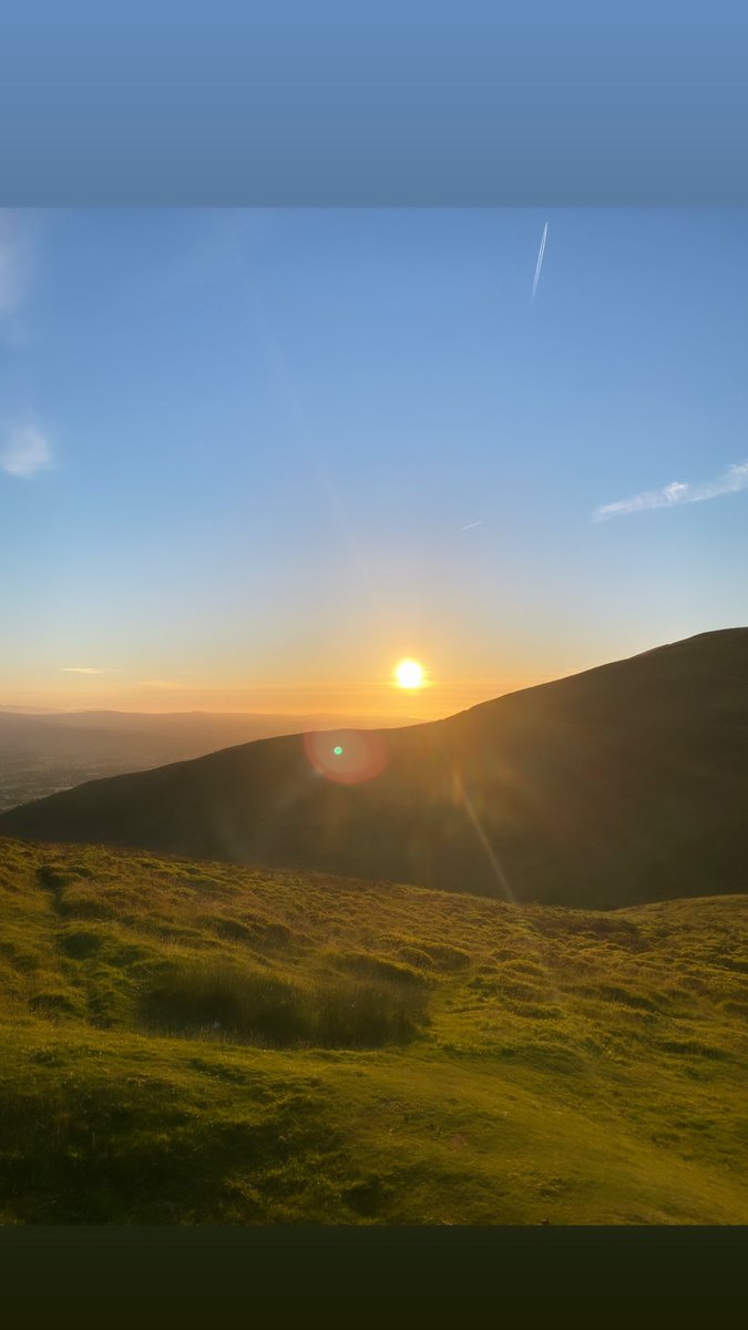 Sunset up Moel Famau with Beca and @petit_reveur #perfect ❤️