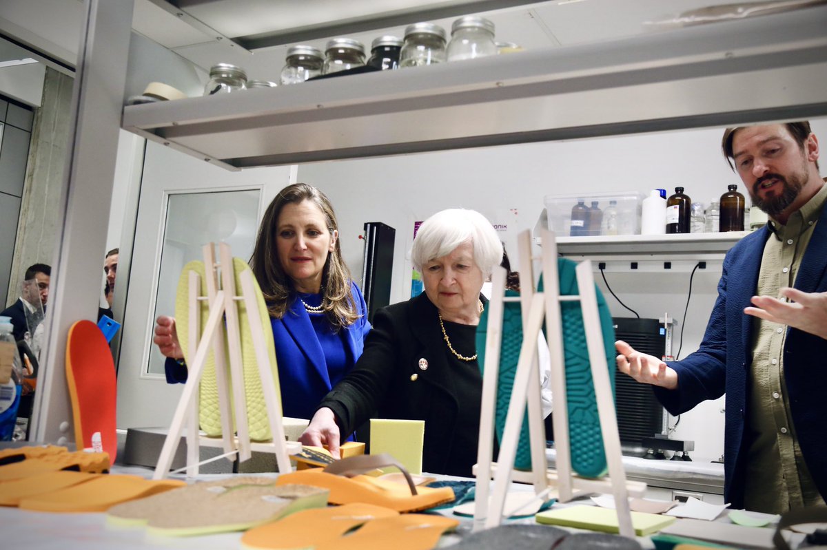 I just finished touring the Toronto Evoco facility, an innovative materials company that supplies products to U.S. producers. This was an important opportunity to discuss supply chain issues and how our cross-border economic partnership can keep costs down for consumers.