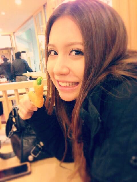 may_star__'s tweet photo. @MayJamileh おはよう✊🏻´‐
昨日は久しぶりに配信見れて嬉しかった🥰あの後、インスタのコメント、全部返したの！！？？
真面目か！！！✋笑
ここ数日、あまり寝れてないと思うからお昼寝したりして、余裕がある時はゆっくり過ごしてね💓好きな写真貼っておきます笑
 #メイさんを懐かしむ会 https://t.co/KUx8lvqY0U