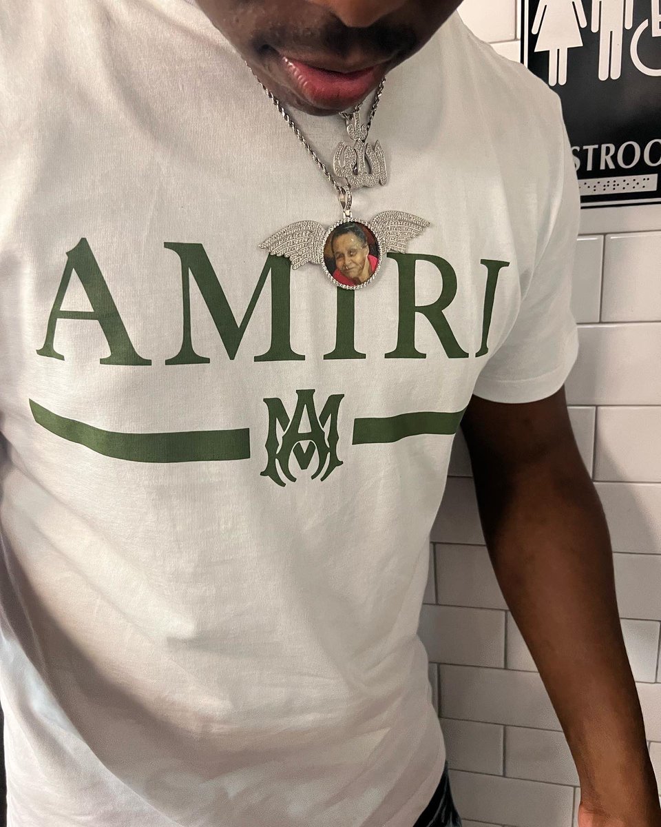 Pimp_c5's tweet photo. Soon I get the profit I’m like fuck it then I blow that. Thank GOD for this knowledge I found out where the door at. Bitch we having racks right now I ain’t thinking bout no throwback.💰

#FreeRichey #happybirthdaygranny #ripgrandma ❤️ https://t.co/WAos4ALorq