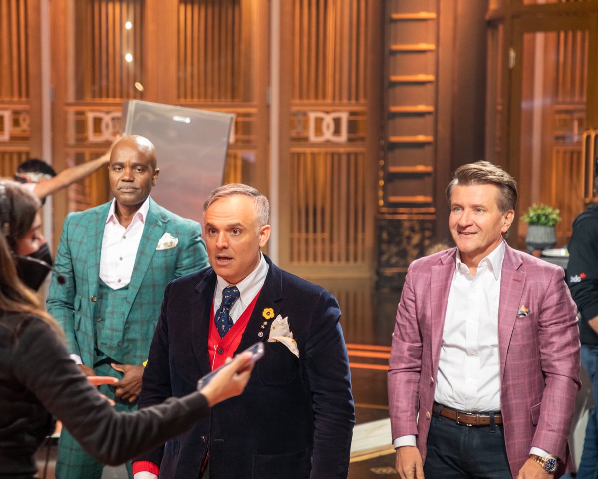 cbcdragon's tweet photo. Dragon Dads take on #TikTok Dancing ๐คฃ. Caption this photo of our #FavFathers ๐คณ๐ณ๐จโ๐งโ๐ฆ
#theyretrying #dads #cbcdragonsden https://t.co/0joVS0AZ34