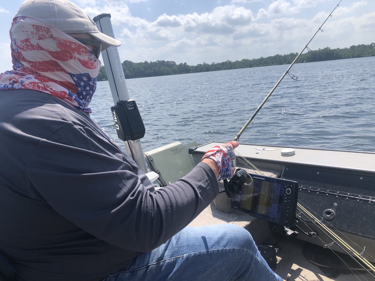 brobull's tweet image. #FishMonkey #Mondays #catchtheMonkey,  Enjoy the last day of Spring #fishing #fun B🎣🎣🙊