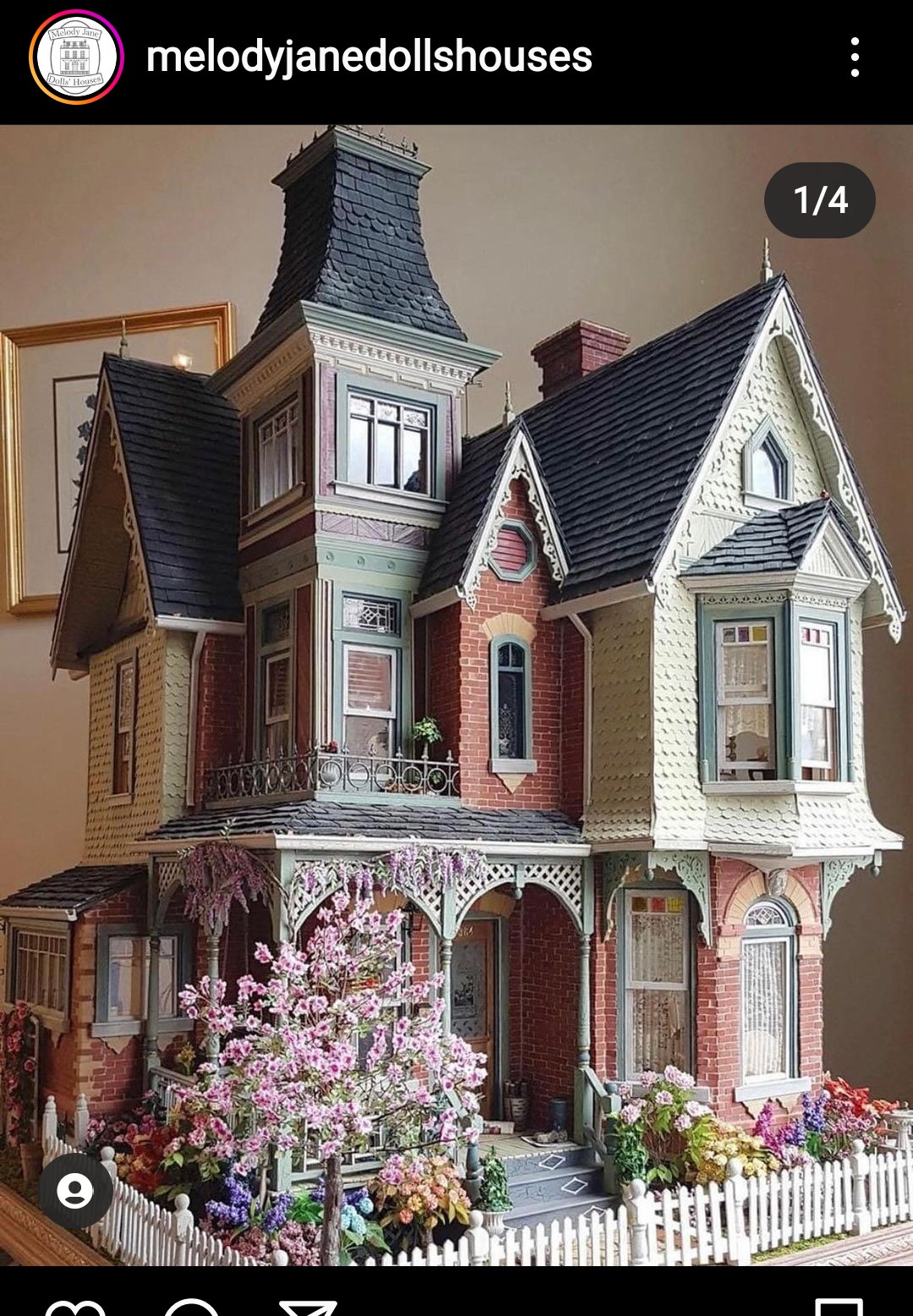 Holloway 🏳️‍🌈 on X: What a beautiful doll house. I feel like I need to  build this in the Sims 😍  / X