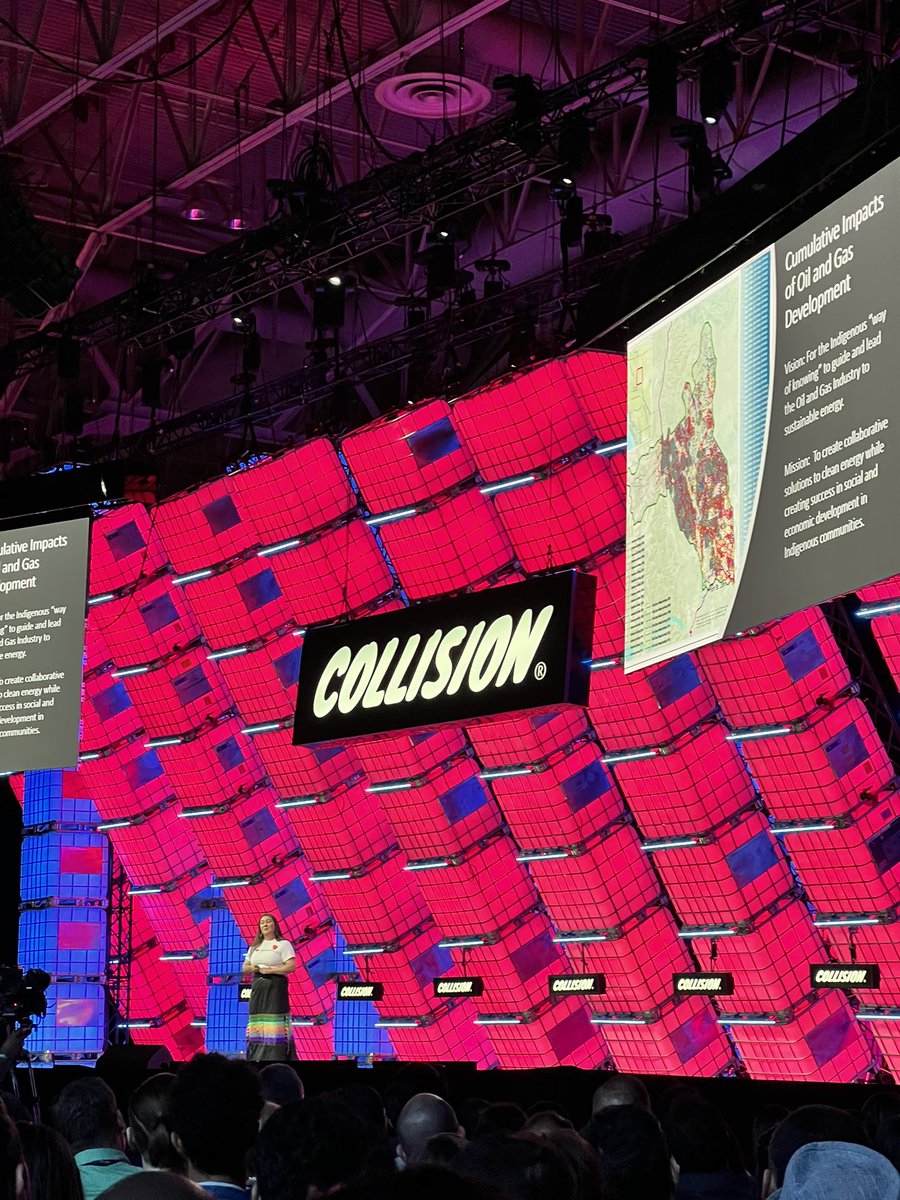 Kicking off opening night at <a href="/CollisionHQ/">Collision Conf</a> with some interesting startups and then checking out the conference space. Excited to be in #toronto for this great event! #Collision2022