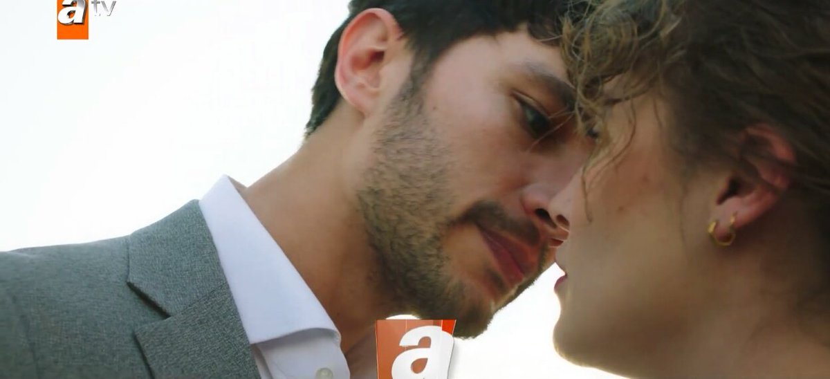bluwmoonn's tweet photo. çok güzelsinizz ama sizz 😻
#FirAn #sevmekzamanı https://t.co/0AJ0vLSy1Z