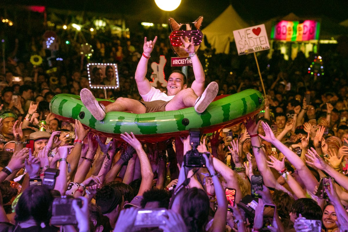 Bonnaroo tweet media