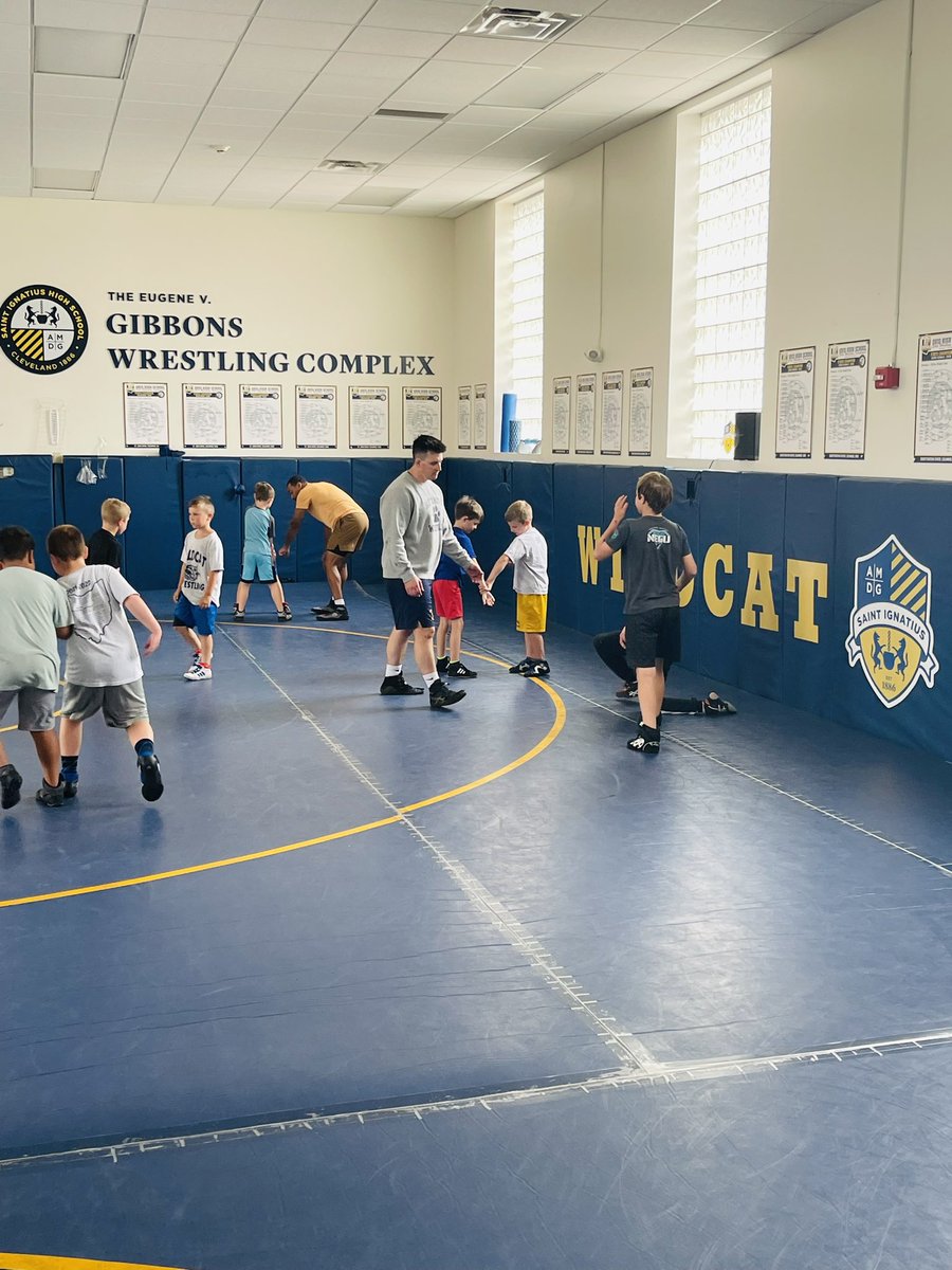Great first day at our youth camp! #GoCats <a href="/SIHSSports/">SIHS Sports</a>