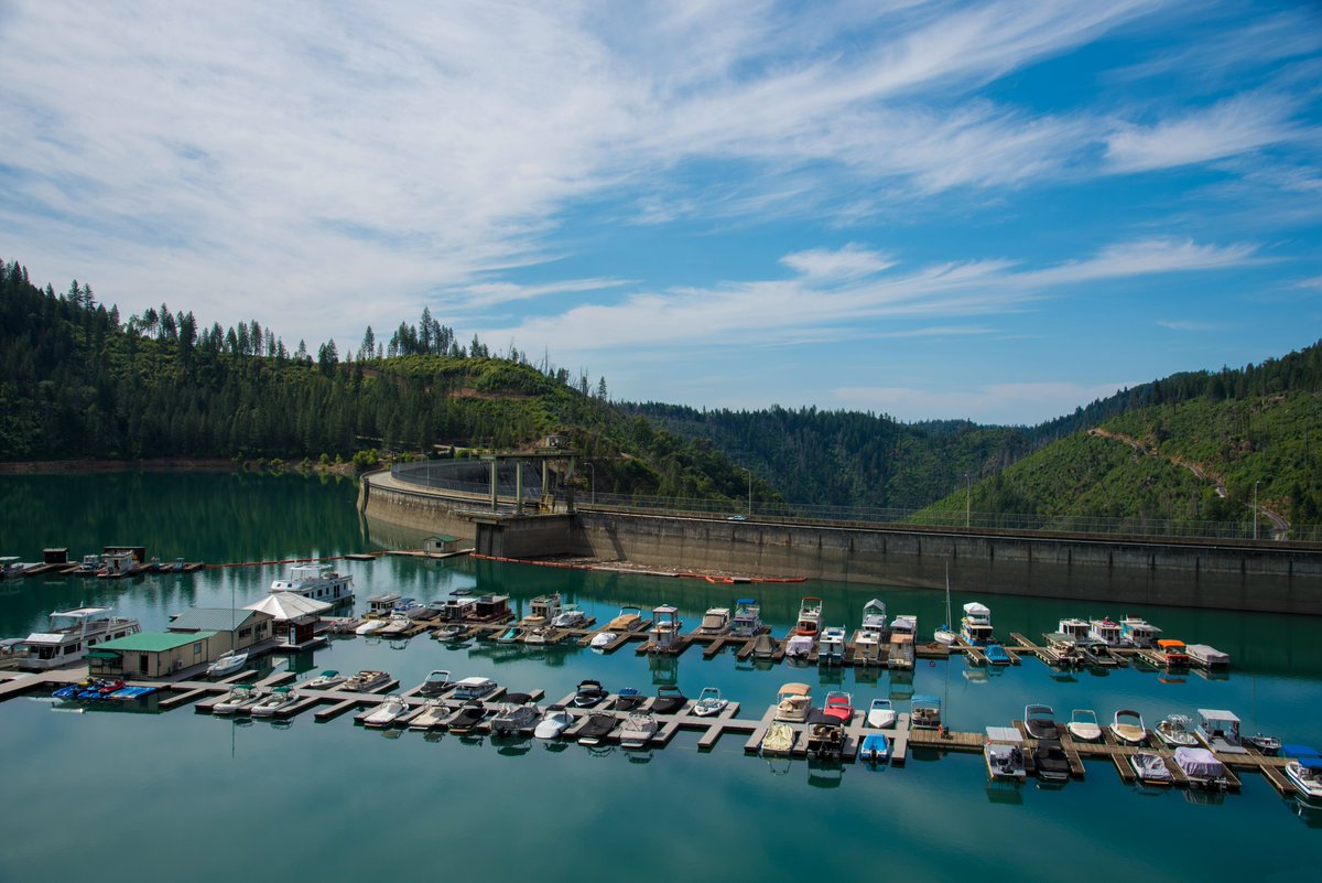 YubaWater's tweet image. Looking for a fun way to spend the longest day of the year in @YubaCounty? Head over to New @BullardsBar or Lake Francis for a hike, camping, boating, swimming, kayaking, fishing and more! 💦

Explore more summer recreation opportunities: bit.ly/yubawater-rec

#SummerSolstice