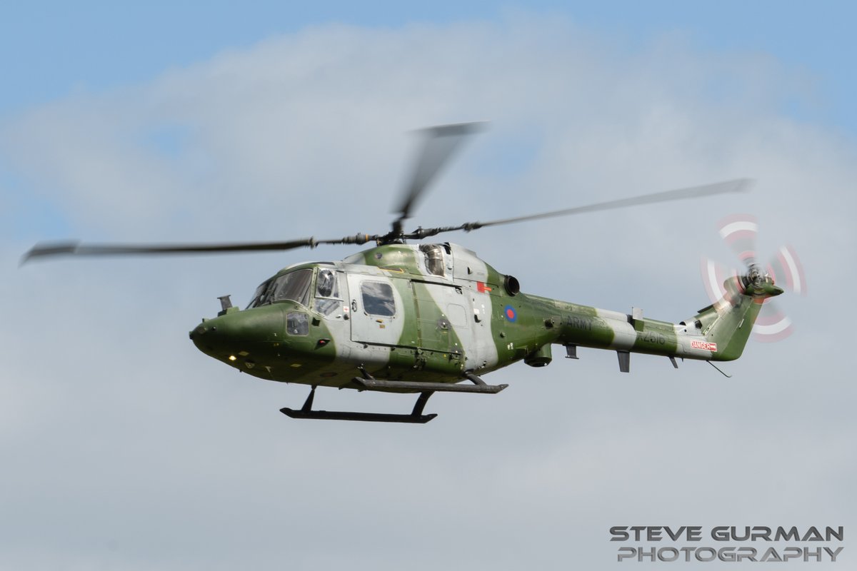 Amazing to see a #Lynx  in the sky again - this one at Cosford Air Show <a href="/NavyWessex/">Historic Helicopters</a> <a href="/cosfordairshow/">RAF Cosford Air Show</a>