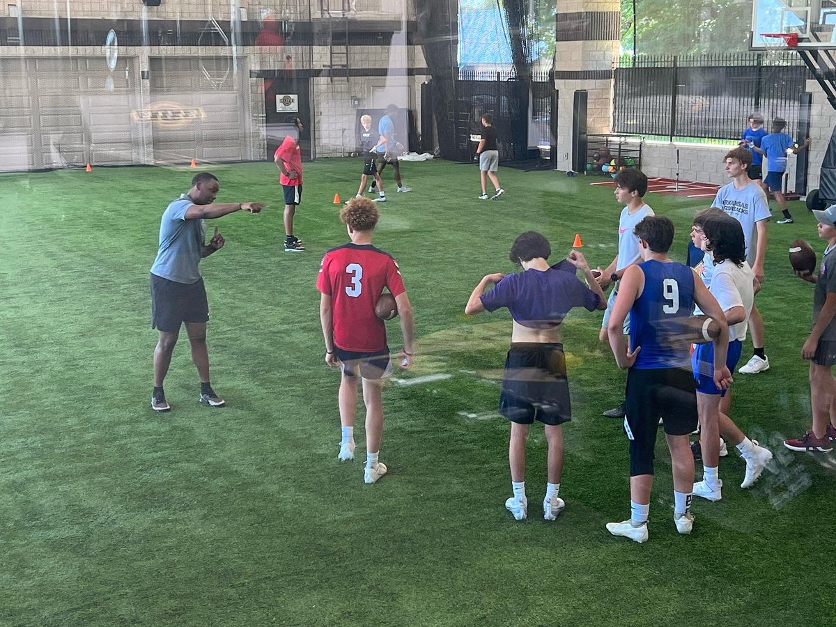 We had a great first day of our QB/Skill Positions camp! Thanks to coach <a href="/BreylinSmith/">Breylin Smith</a> and RP Upshaw for some great work today! #qbs #QBCAMP #widereceiver #receiver