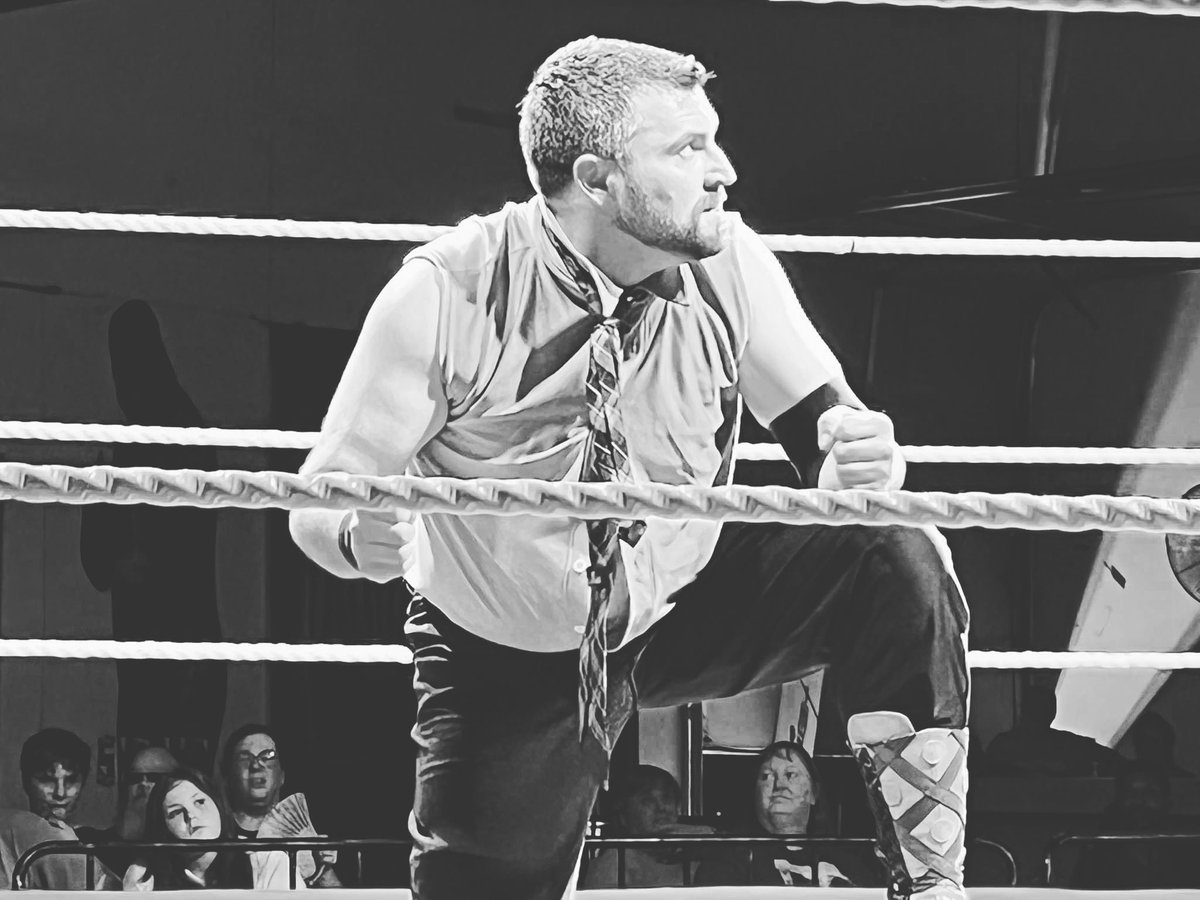 DeanFleming903's tweet photo. Small wins add up. Keep celebrating them. #UndeniableOne #WatchYourFace https://t.co/8TOIgPTWeJ