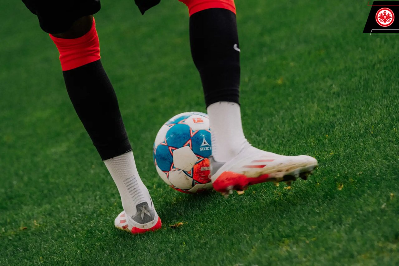 ヨーロッパリーグ チャンピオン22 ℹ テストマッチ 新シーズンに向けて 4戦目の テストマッチが決定 7月15日 金 イタリアの トリノ と キャンプ地オーストリアで激突 この試合もeintrachttvでは Live配信予定 試合時間は追って