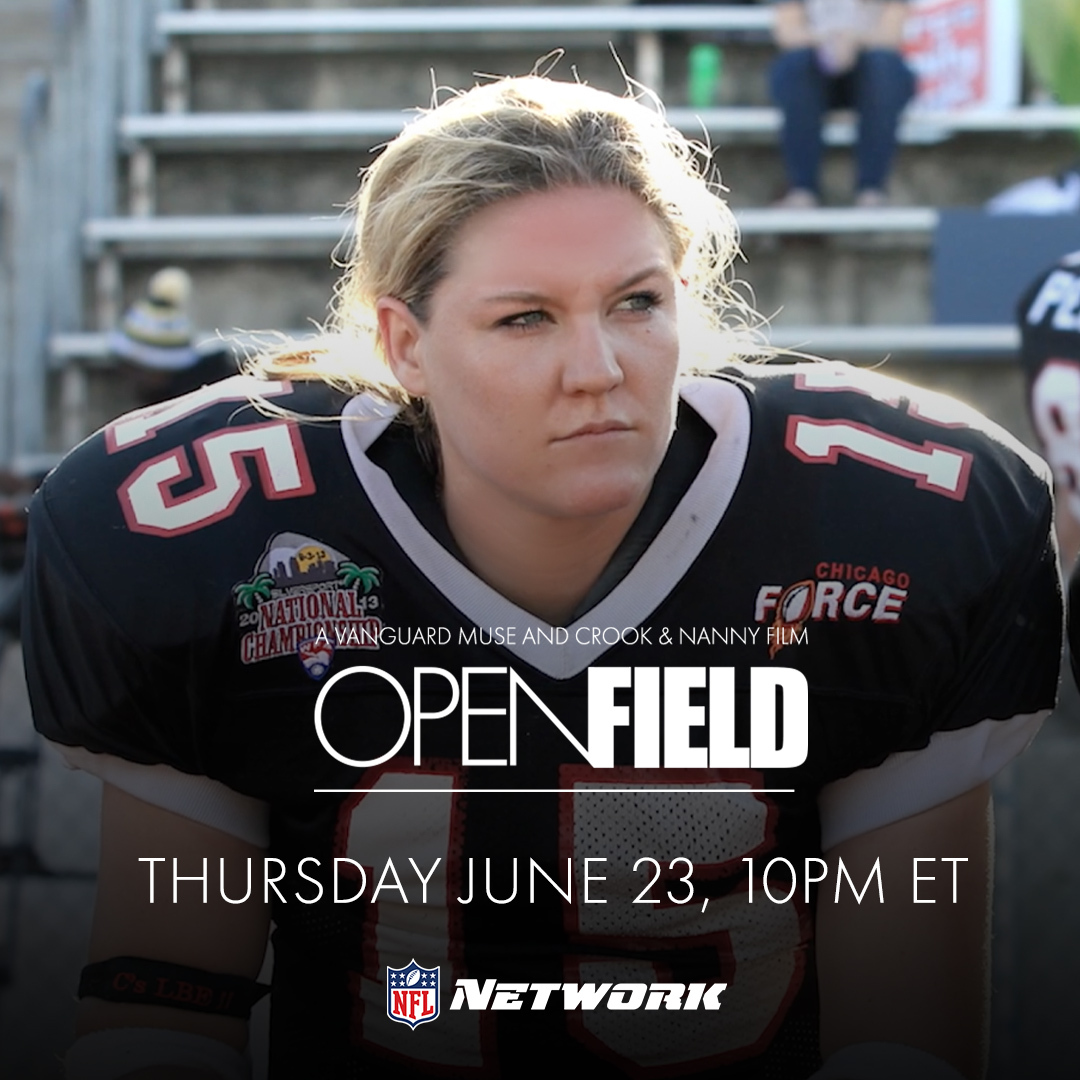 SamiGrisafe's tweet photo. 𝑾𝒉𝒂𝒕 𝒂𝒓𝒆 𝒚𝒐𝒖 𝒅𝒐𝒊𝒏𝒈 𝑻𝒉𝒖𝒓𝒔𝒅𝒂𝒚 𝒏𝒊𝒈𝒉𝒕? 

Watching #Openfield on @nflnetwork at 10 PM EST! 🍿

Director: @kathykuras 
Production: @Vanguard_Muse and Crook Nanny

#openfieldmovie https://t.co/wQwLdVaxFZ