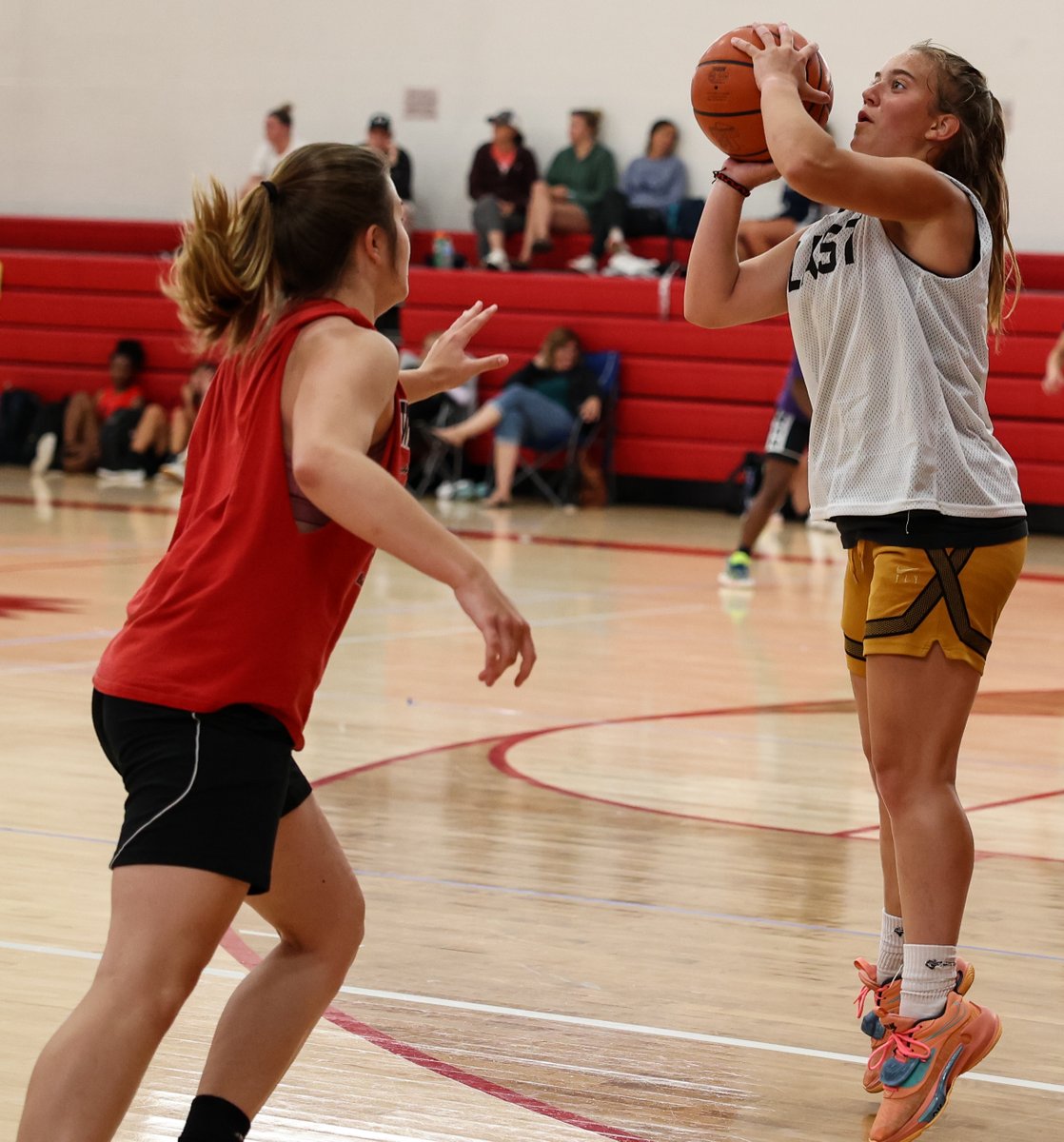 GBK: West Holmes was led tonight by the amazing <a href="/EllaMcmillen/">ella mcmillen</a>, one of my favorite hustle players, <a href="/keegan_uhl/">Keegan Uhl</a> and company tonight in 3 on 3 action #3on3 #NorthwestHighSchool #TDR