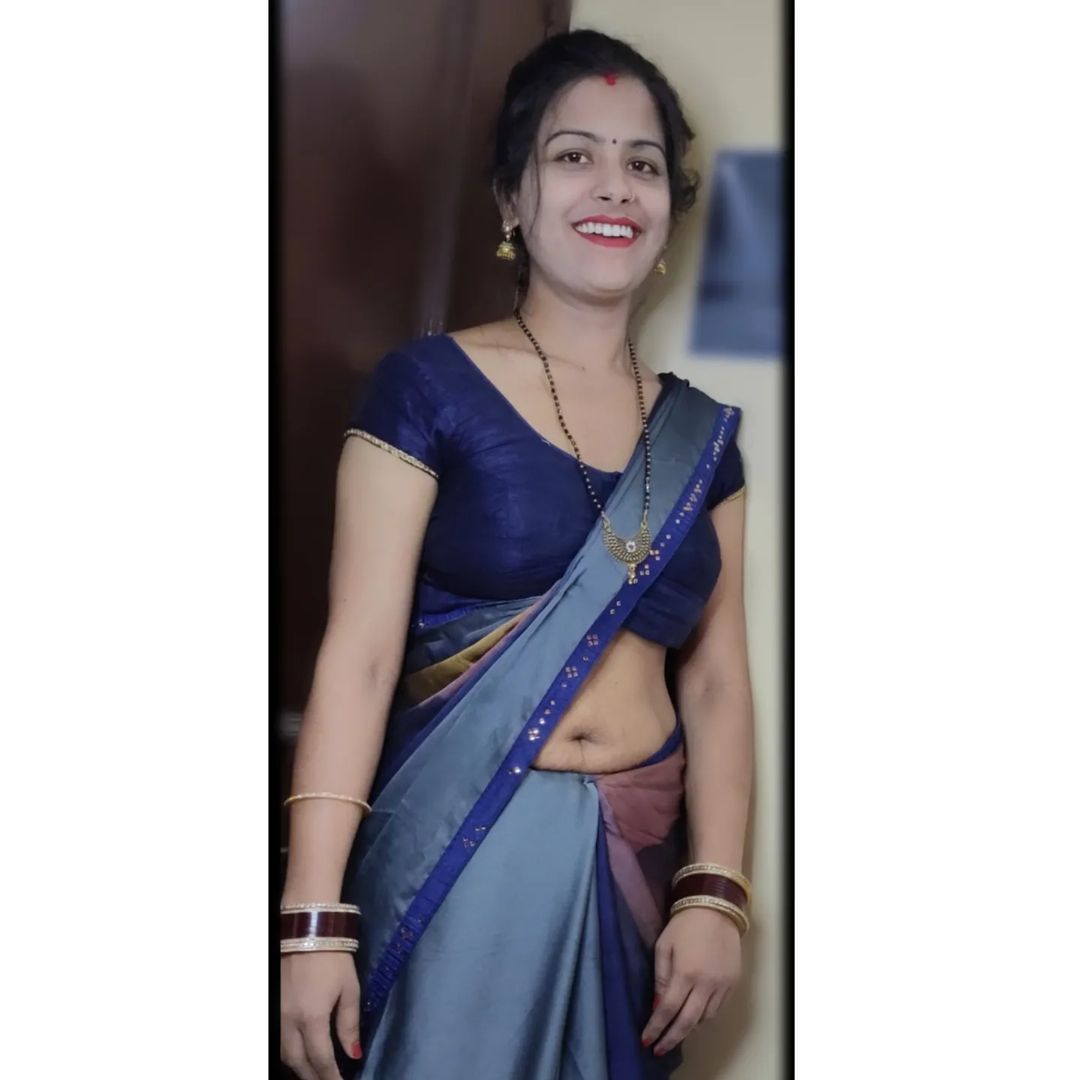Onlinecls on X: #navel show # Aunty lover 🥵# sexy wife # actress navel 😘  t.coWcsODTFuVm  X