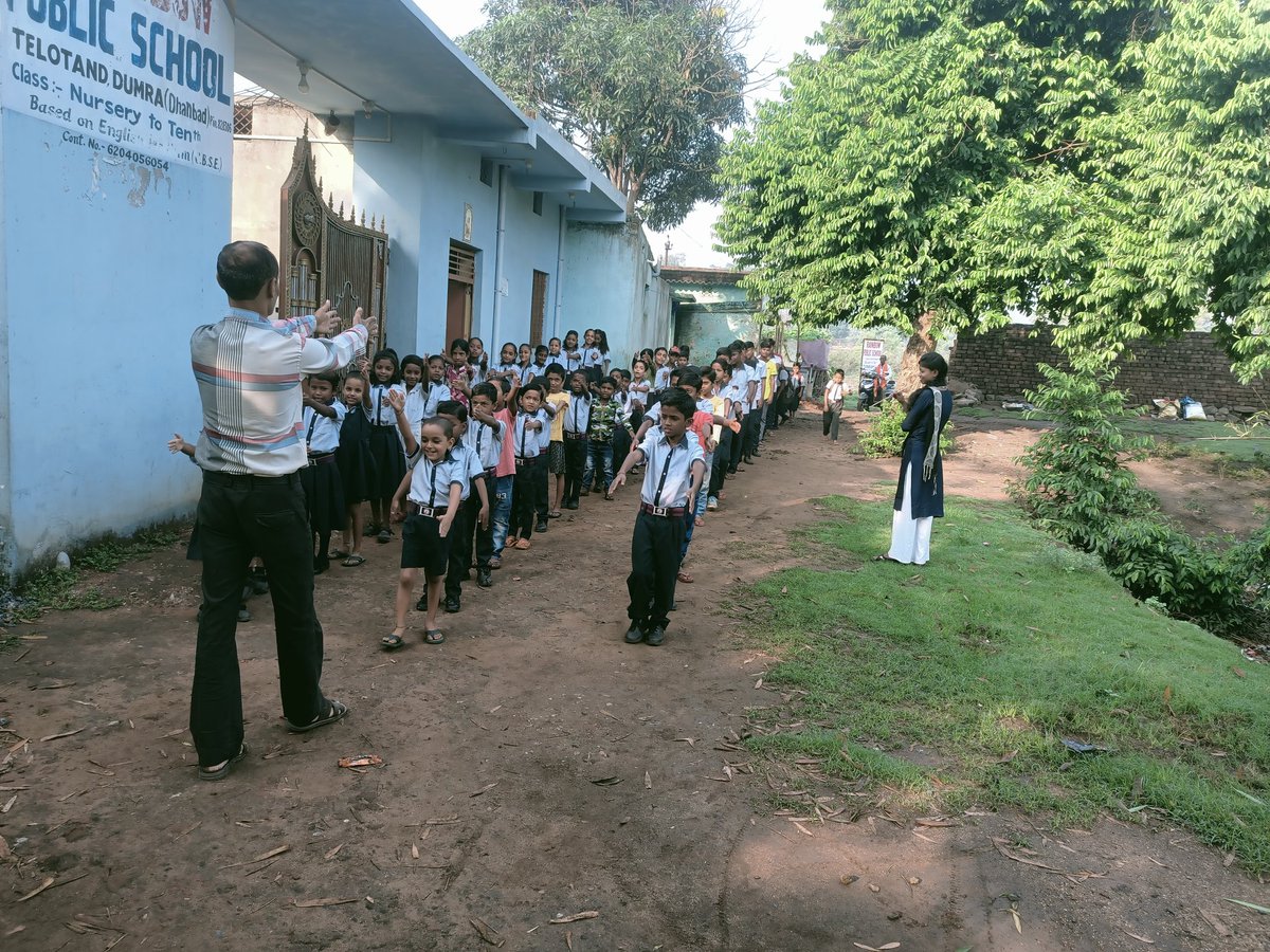 Kumarrajiv89's tweet photo. *InternationalDayOfYoga*
: @moayush @CScegov_ @CSCSPV_Health
@CSCJharkhand
Today is yoga day
Every year people across the globe observe International Yoga Day on June 21
*Hashtag:* #YogaForHumanity #AzadikaAmritMahotsav #MyYogaMyPose #Cscid 114555240019 Y22#Dhanbad # jharkhand https://t.co/sfoQB3Kxh7