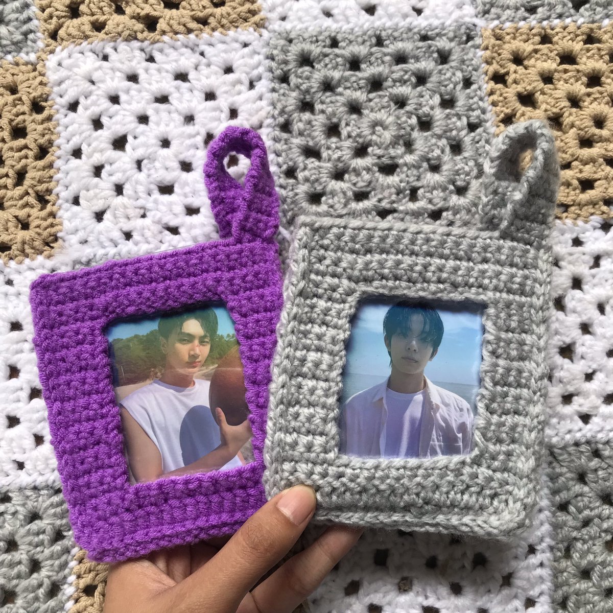 jkelaaaa's tweet photo. Magcrochet >>>> maggawa ng schoolworks https://t.co/wdGTJTjHip