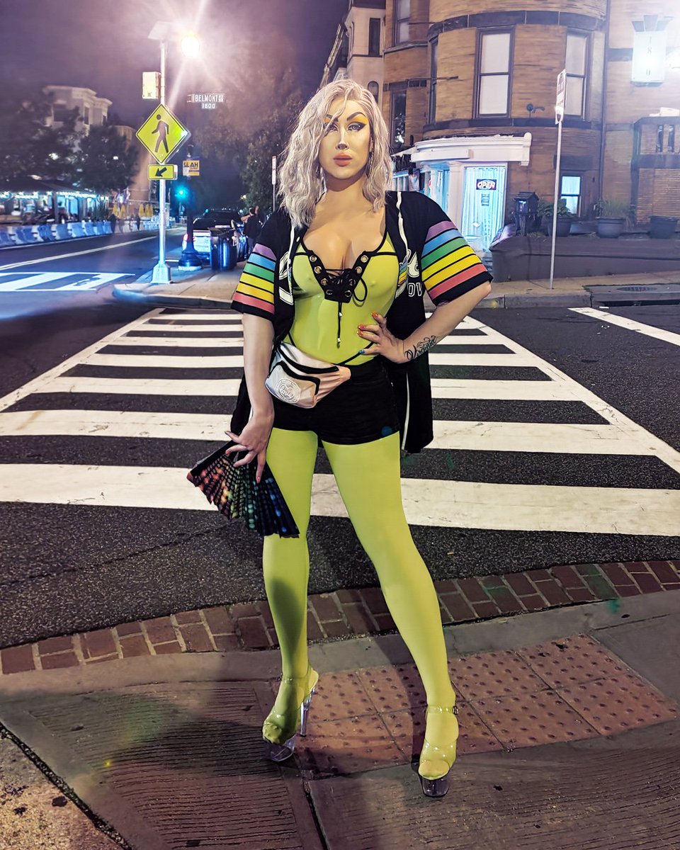 It's nearing the end of #Pride "Month" but don't let that stop you from showing your pride all year round! 🏳️‍🌈 💜💛💚💙🖤🧡❤️🤎🤍