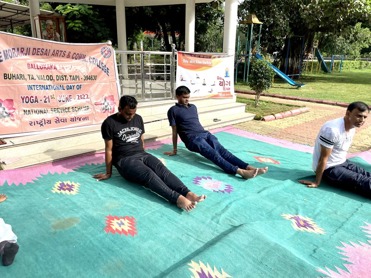 Suraj_S_Desai's tweet photo. Yoga is a gift to the humanity. It is a means to create a balance between the body, mind and the soul.

Celebrated #InternationalDayofYoga  at  Manav Kalyan Trust Buhari 

Thanks to PM Shri @narendramodi Ji for taking #Yoga to the global stage.  

#YogaForHumanity https://t.co/iNi8jXTpws