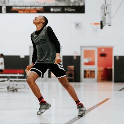 jaycopehoops11's tweet photo. #NewProfilePic https://t.co/oQJcwONaSR