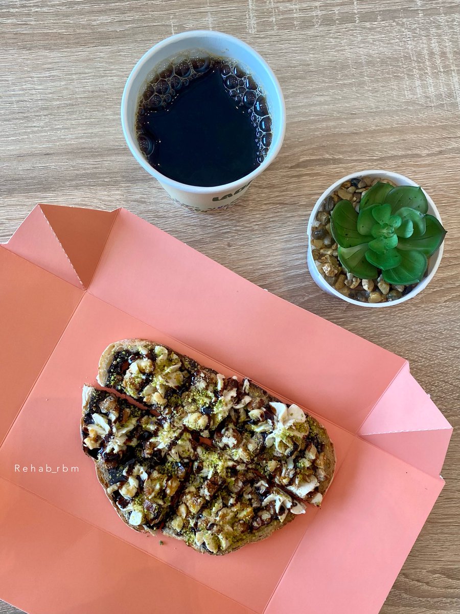 Rehab🌸 tweet media