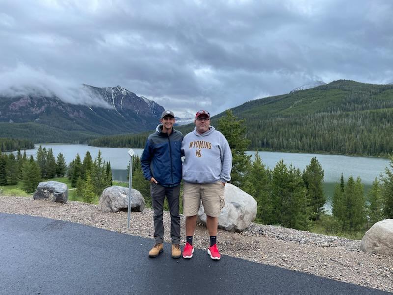 RVilleRavensFB's tweet photo. Awesome feeling when your Raven alumni make you feel at home while passing through their current lives. Spent afternoon with RHS '13, Montana State U track coach @PVCoachHunter on the campus of MSU and surrounding mountains! @RvilleXCTF @RvilleHutch https://t.co/sKm7nk0rQG