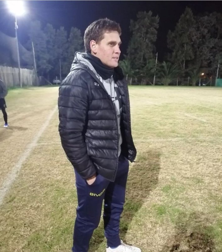 ITPUNIVERSITAR1's tweet photo. VIERNES DE APRENDIZAJE.
Jugó la Sub-18 su partido atrasado vs Old Sampa.
Crónica y alguna foto. https://t.co/JXuLVpMK6s