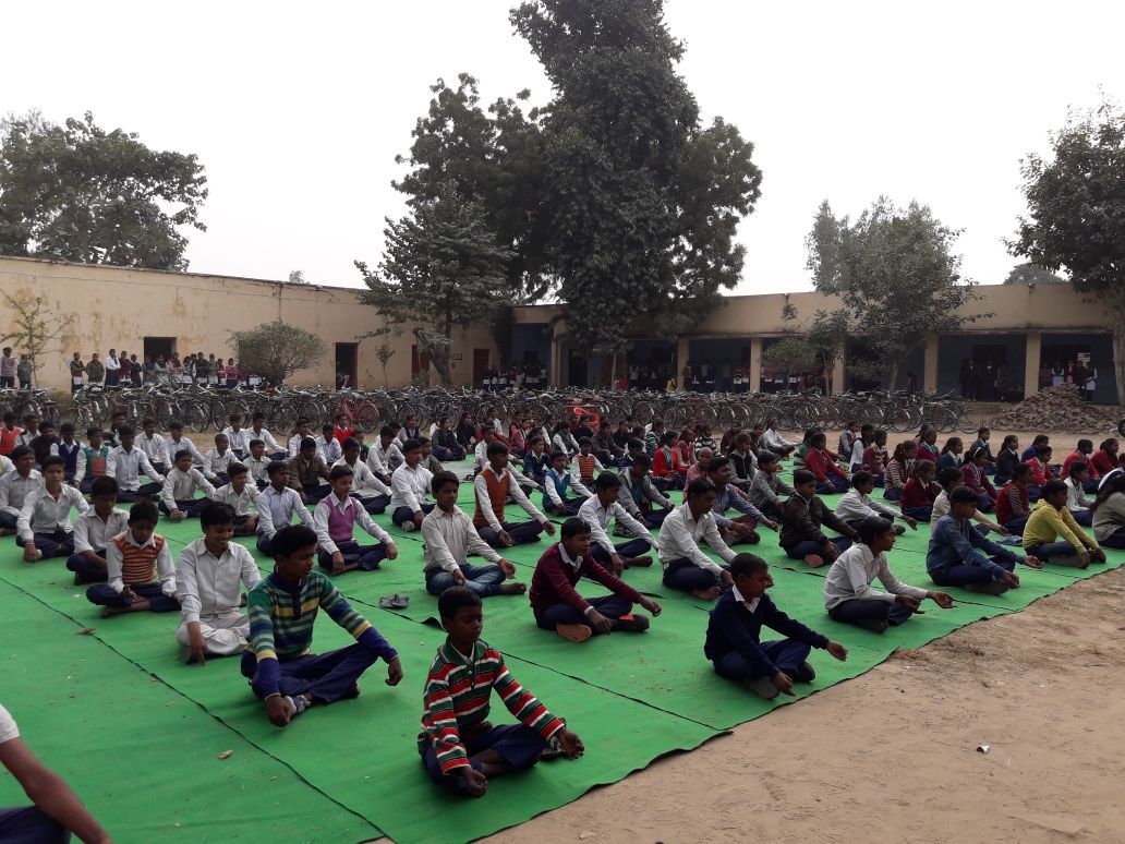 करो योग रहो निरोग। विश्व योग दिवस 2022
<a href="/moayush/">Ministry of Ayush</a> 
<a href="/CSCegov_/">CSCeGov</a> 
<a href="/CSCSPV_Health/">CSC Health</a> 

#CSCIDY2022 
#MyYogaMyPose 
#YogaForHumanity 
#AzadiKaAmritMahotsav